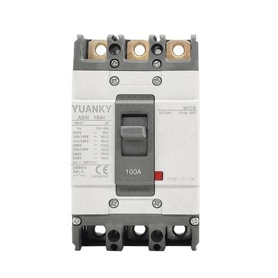 Stroomonderbreker van 2P 3P 4P MCCB vormde de Geschatte Frequentie van de Geval800amp 500V/690V Nominale spanning 50/60Hz